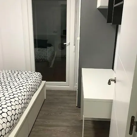 Piso En Monasterio De Caaveiro